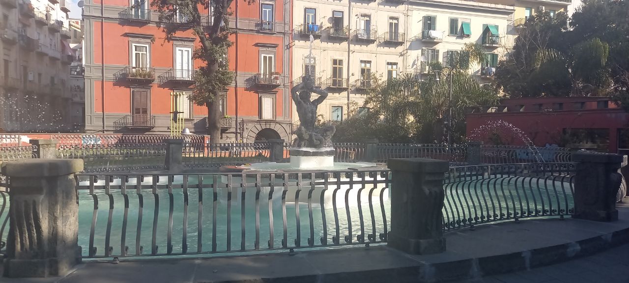 fontana piazza Cavour