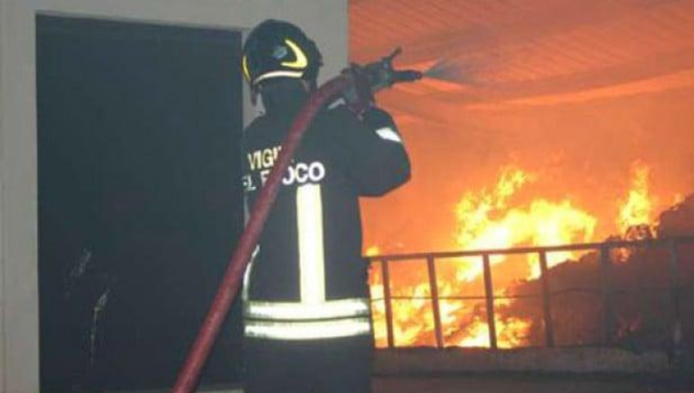 Incendio San Pietro a Patierno