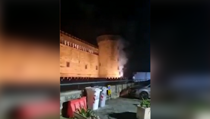 Incendio Maschio Angioino Napoli