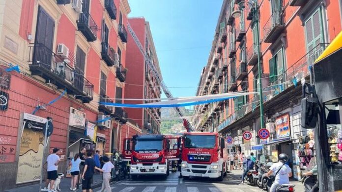 Incendio Corso Vittorio Emanuele Napoli