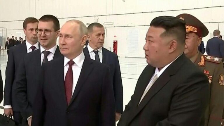 Putin riceve Kim al cosmodromo di Vostochny: “Parleremo di tutto”