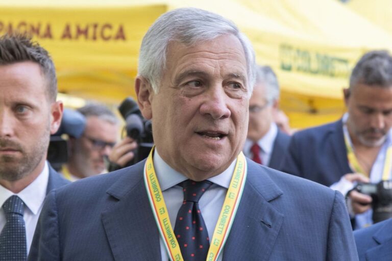 Migranti, Tajani: situazione peggiorerà, ora piano con Ue, G20 e Onu