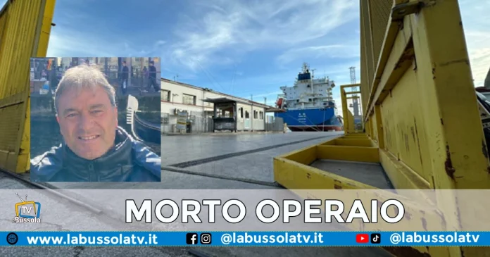 MORTO OPERAIO PORTO DI NAPOLI