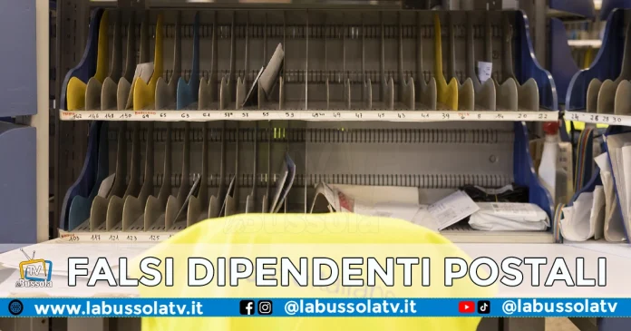 FALSI DIPENDENTI POSTALI